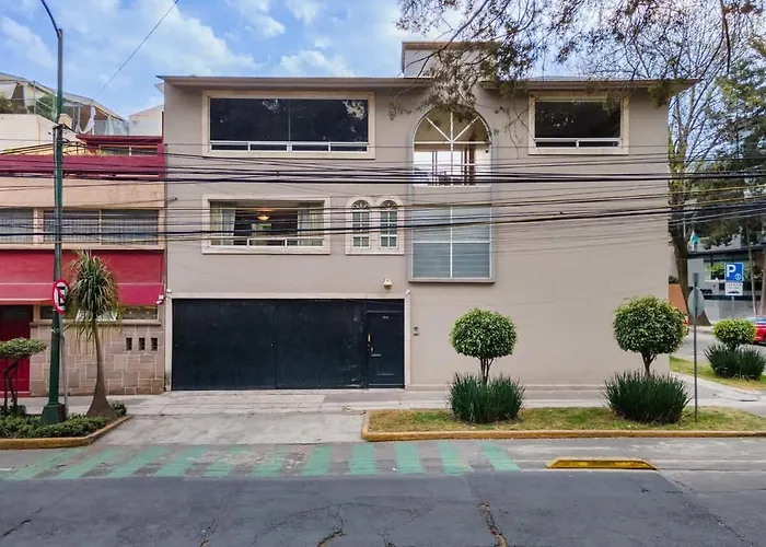 Prime Polanco With Patio Near Shops & Cafes Casa de férias